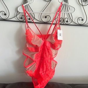 👼🏼NWT French Affair  LACE BODYSUIT👼🏼